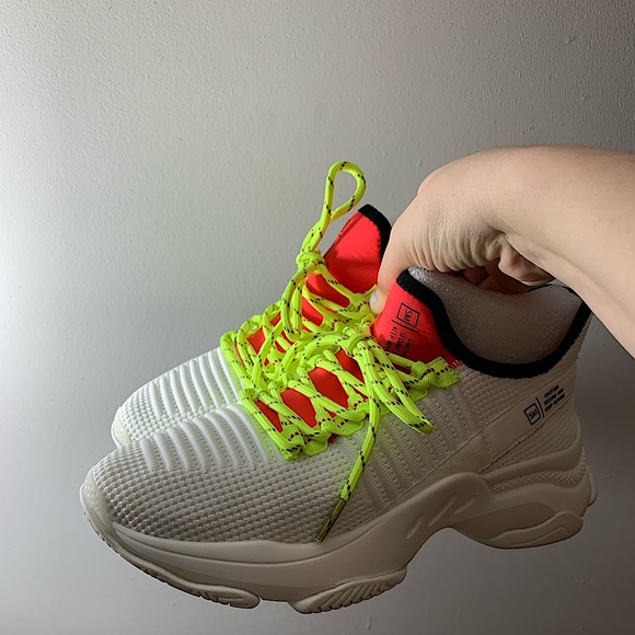 steve madden mac white multi